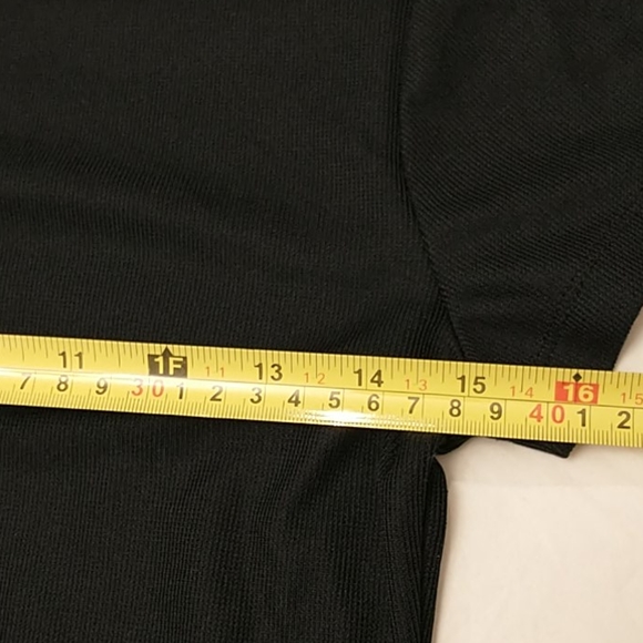 NIKE workout black athletic t-shirt - Picture 4 of 6